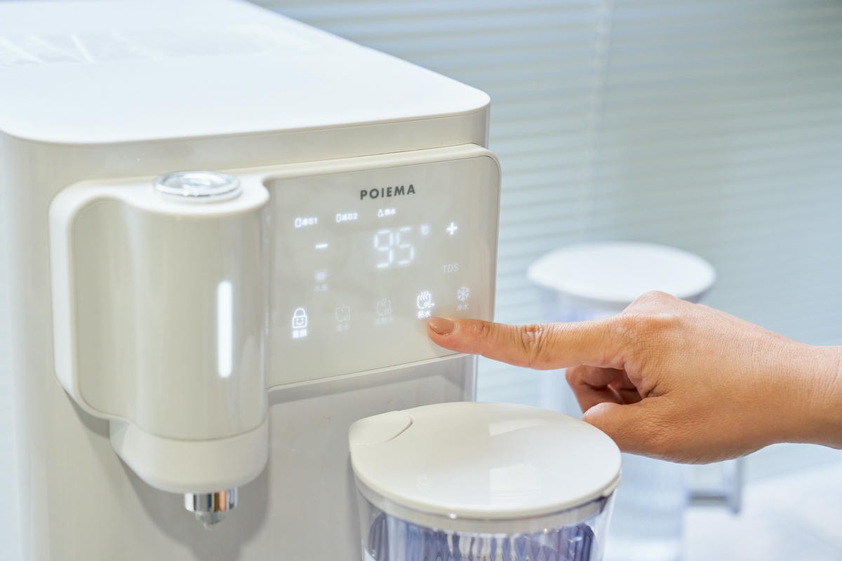  ▌質感生活｜速冷瞬熱、冰溫熱一次到位！POIEMA—「DrinkUP Pro 冰溫熱 RO 淨水器」材質全面大升級！5L超大水箱+雙1.5L閃壺，抗菌耐用、喝水免等、免安裝，超省電高效能飲水機推薦！▌
