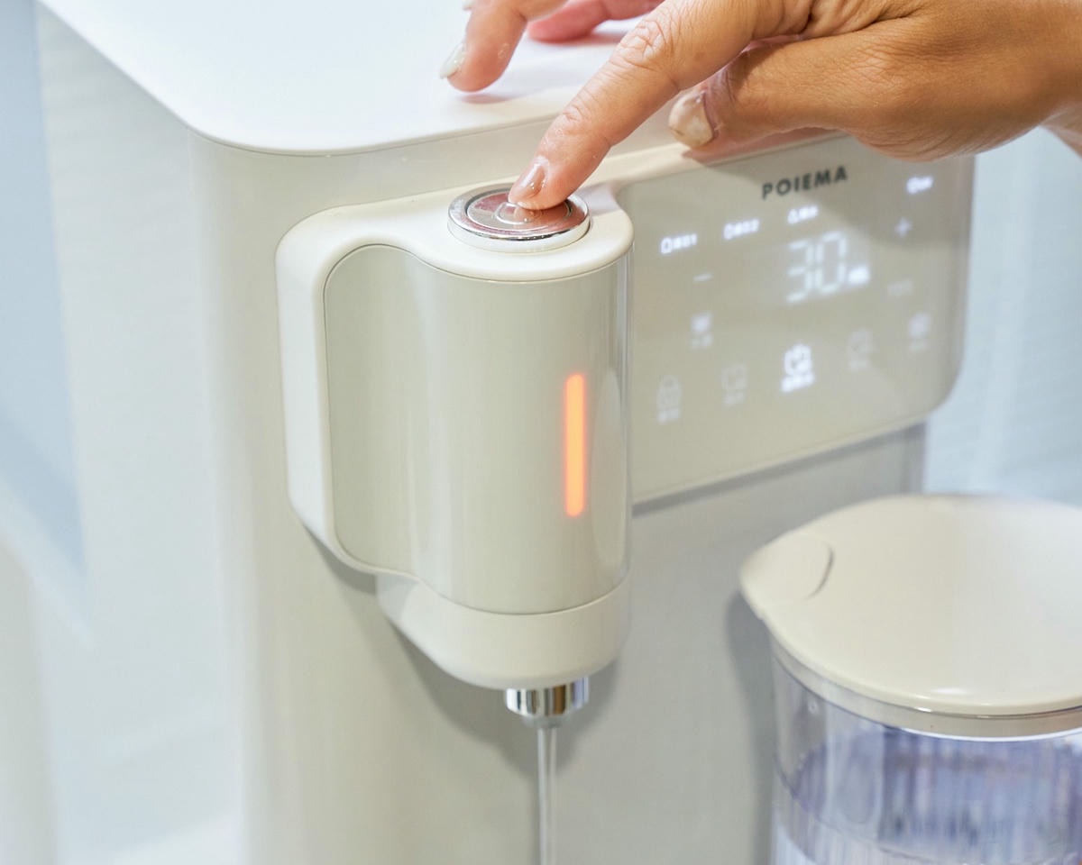  ▌質感生活｜速冷瞬熱、冰溫熱一次到位！POIEMA—「DrinkUP Pro 冰溫熱 RO 淨水器」材質全面大升級！5L超大水箱+雙1.5L閃壺，抗菌耐用、喝水免等、免安裝，超省電高效能飲水機推薦！▌