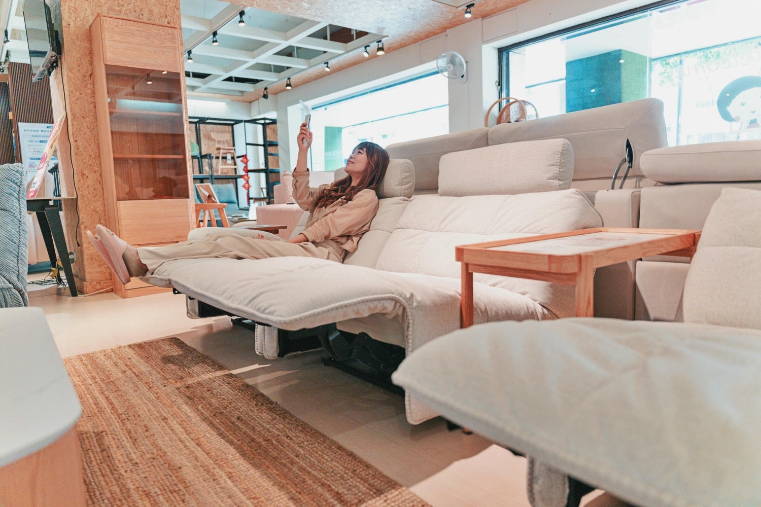 ▌居家家具|從空間美學到價位都滿意的「橙家居・家具」,電動沙發、實木家具推薦 ▌ - 第10張圖