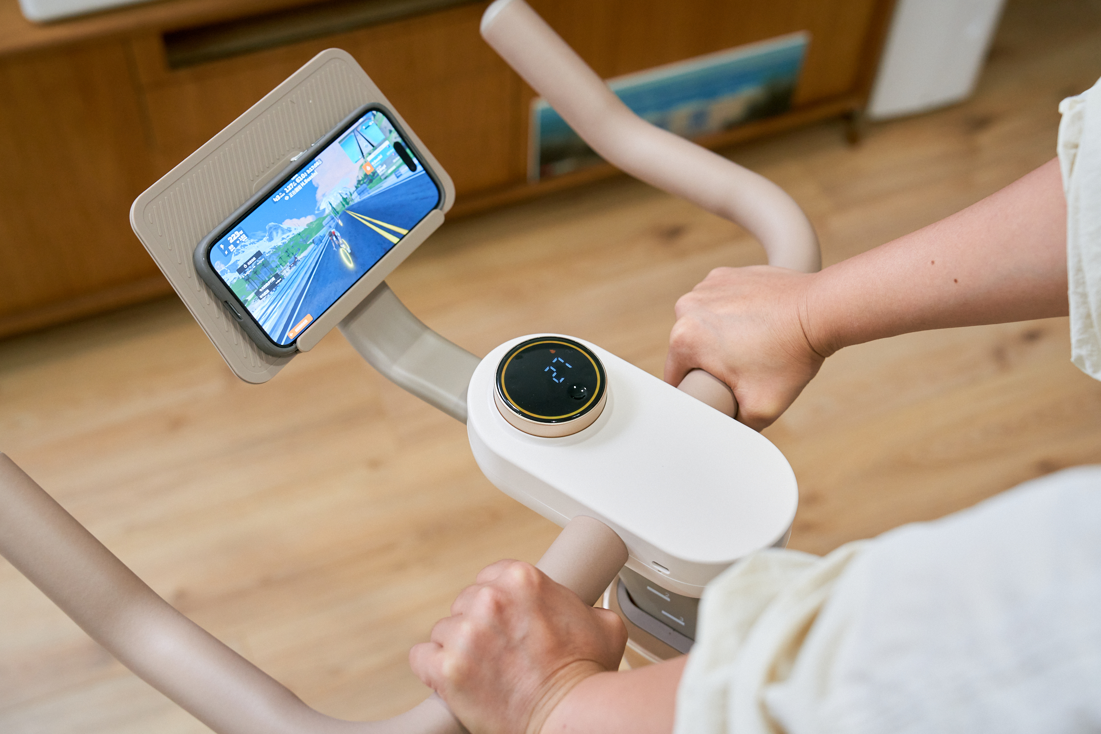 ▌質感生活|我的「PHILIPS 飛利浦智發電訓練車」—小金鹿,想運動不必掙扎不必趕路,小宅也能打造健身空間!超酷 ▌ - 第21張圖