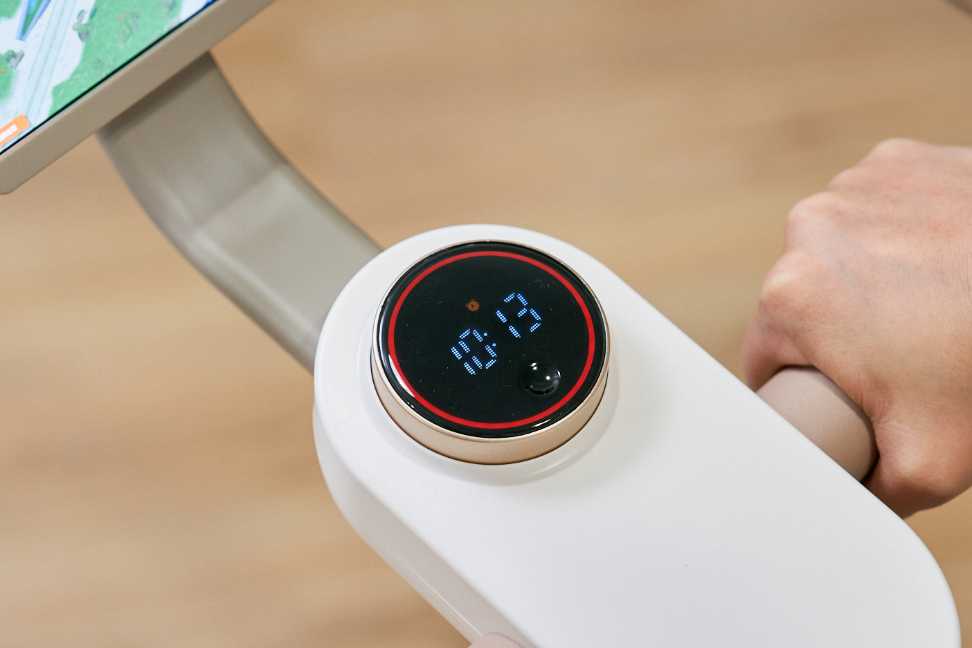 ▌質感生活|我的「PHILIPS 飛利浦智發電訓練車」—小金鹿,想運動不必掙扎不必趕路,小宅也能打造健身空間!超酷 ▌ - 第13張圖