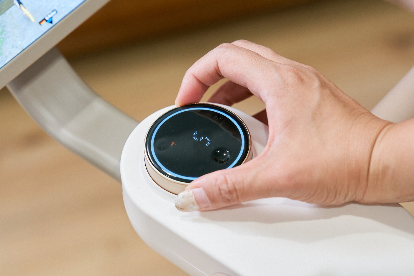 ▌質感生活|我的「PHILIPS 飛利浦智發電訓練車」—小金鹿,想運動不必掙扎不必趕路,小宅也能打造健身空間!超酷 ▌ - 第6張圖