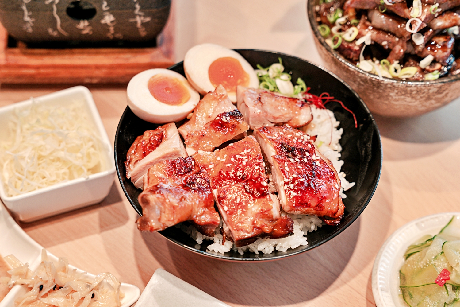 ▌台中美食|浮誇系美食「嵐山熟成牛かつ專売」!必吃爆量炸牛排,還有夏季限定芒果甜點系列,一次雙滿足 ▌ - 第22張圖