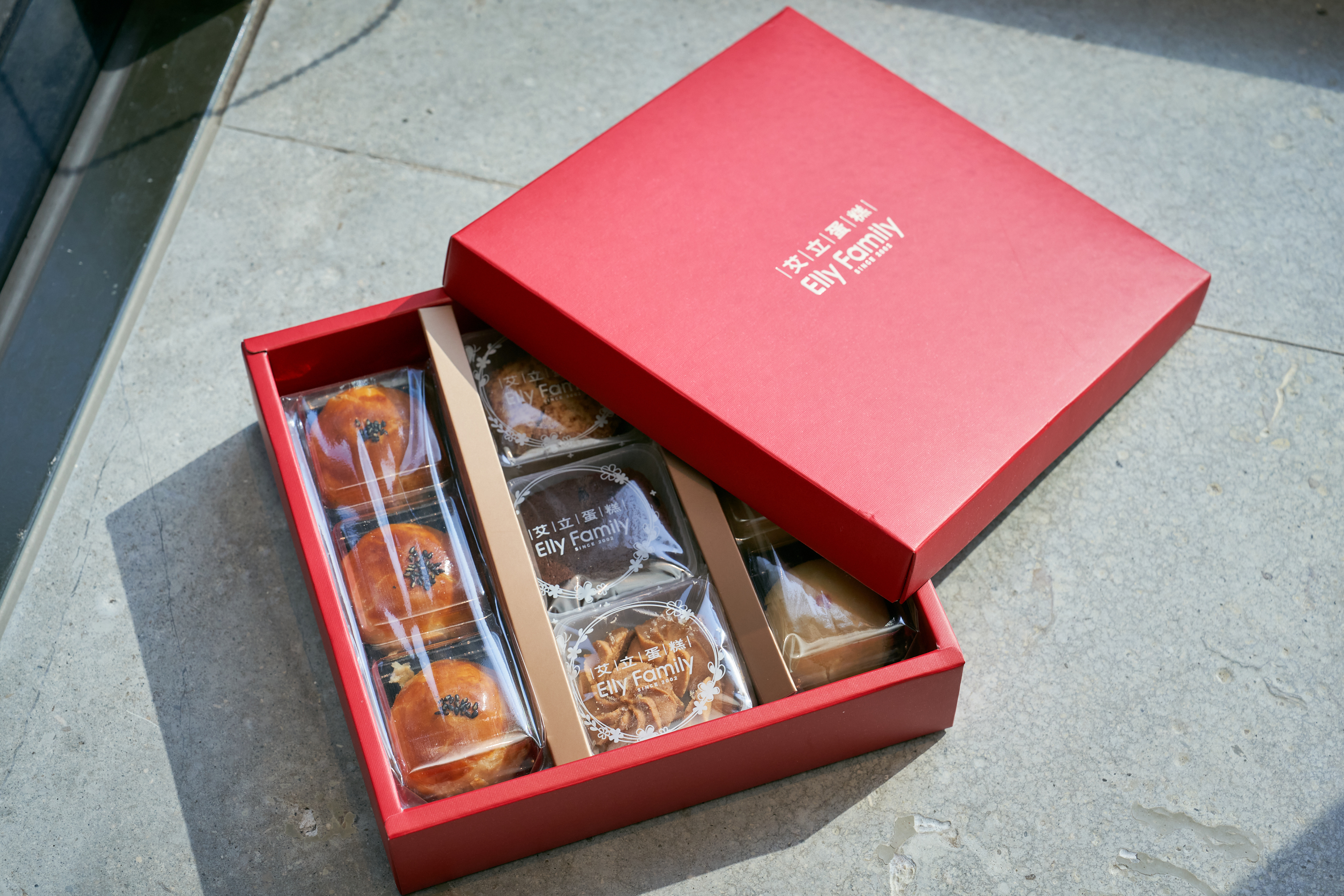 ▌2025中秋禮盒推薦|品味+口味=「艾立蛋糕」!今年除經典蛋黃酥、芋頭麻糬還有法式甜點一次大滿足!隱藏版『這個』必吃! ▌ - 第14張圖