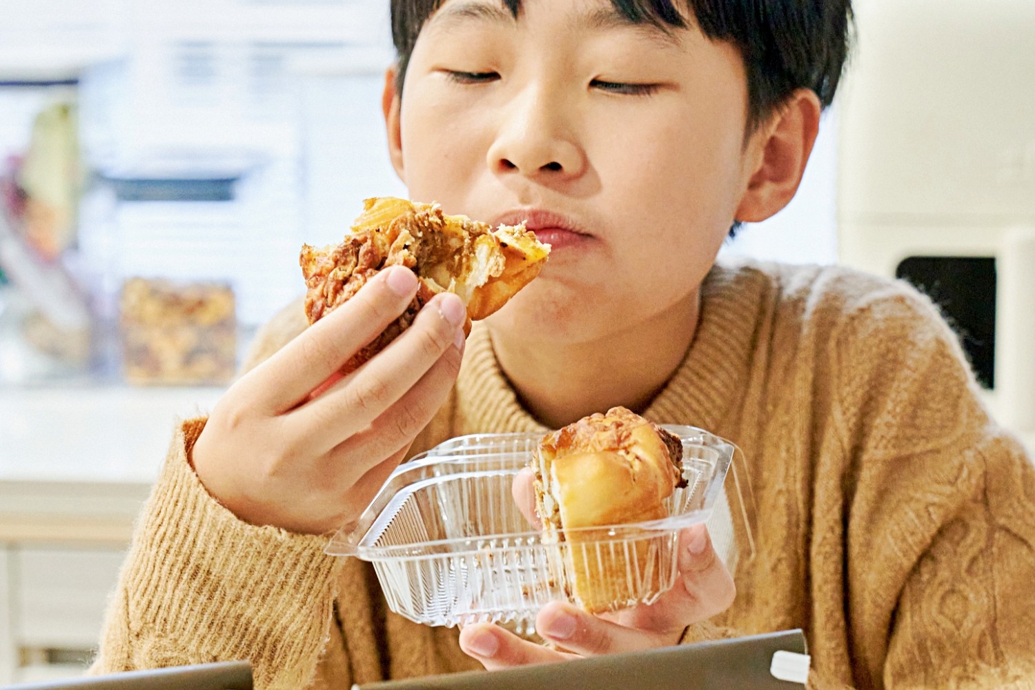 ▌2026健康麵包推薦|日常早餐+孩子點心=「艾立蛋糕」!裸麥系列×生吐司卷卷一次備齊!寒假免煩惱! ▌ - 第10張圖 ▌2026健康麵包推薦|日常早餐+孩子點心=「艾立蛋糕」!裸麥系列×生吐司卷卷一次備齊!寒假免煩惱! ▌