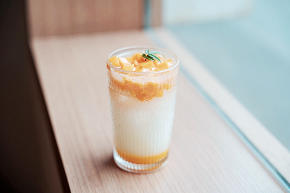 ▌台中美食|芒果控注意!「嵐山熟成牛かつ專売」芒果夏日甜點企劃限量開跑! ▌ - 第3張圖 ▌台中美食|芒果控注意!「嵐山熟成牛かつ專売」芒果夏日甜點企劃限量開跑! ▌