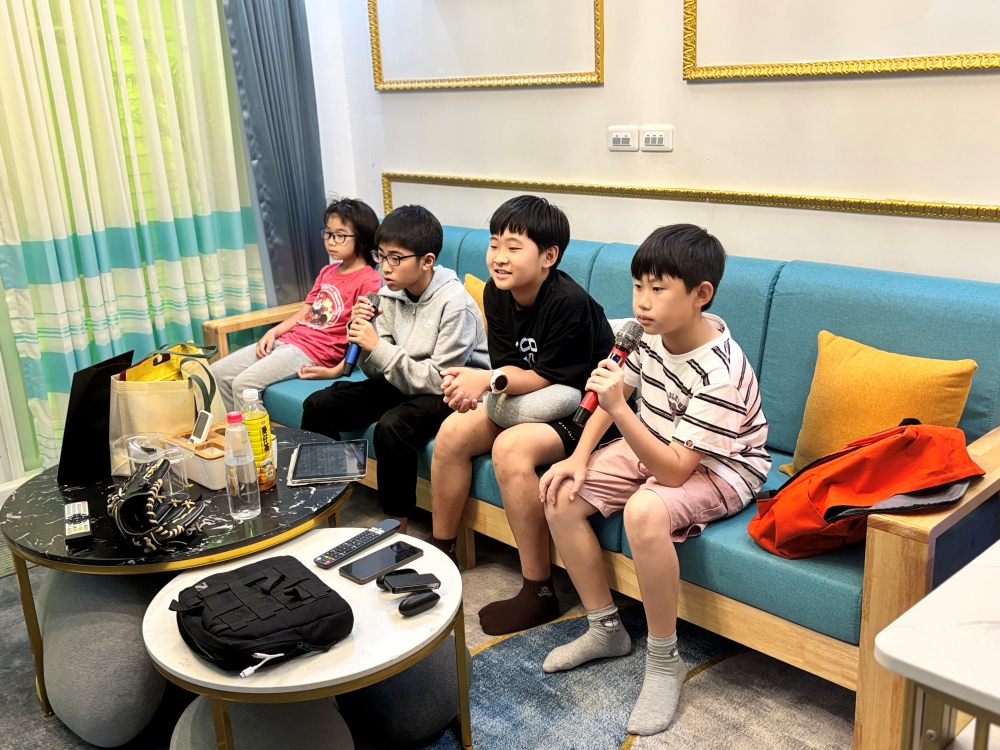 ▌墾丁住宿｜私人泳池、KTV跟電動麻將桌以外還離市區好近的「海角42號一館 Villa」，墾丁包棟推薦 ▌